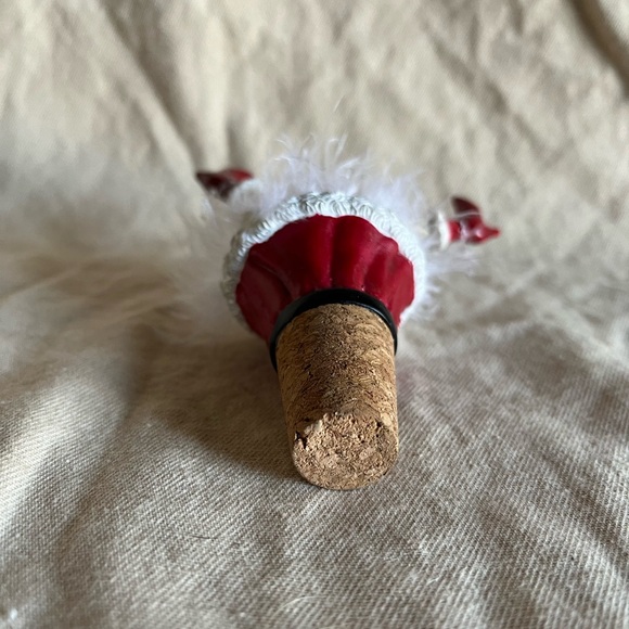 Xmas wine stopper. Xmas party style. 4 1/2”tall - Picture 3 of 3